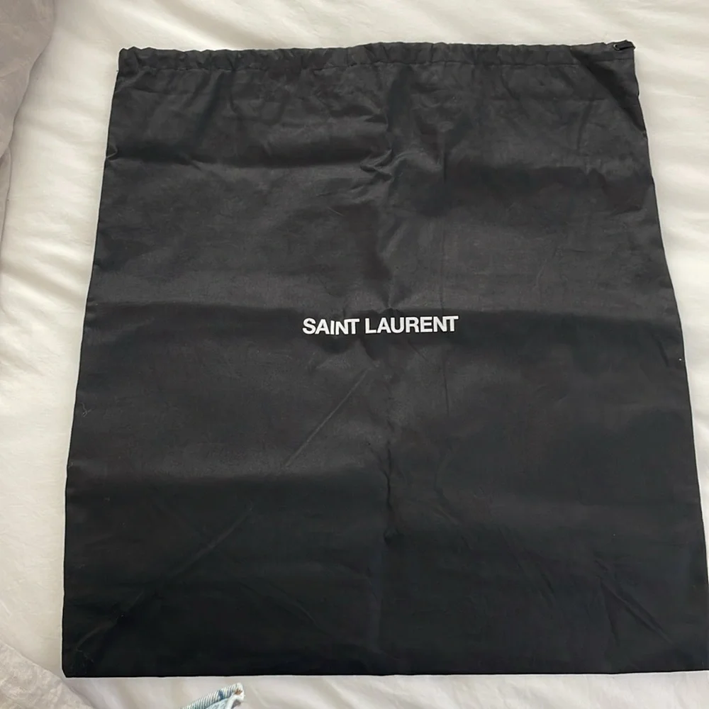 Saint Laurent Leather Shopping Tote - Picture 6 of 15
